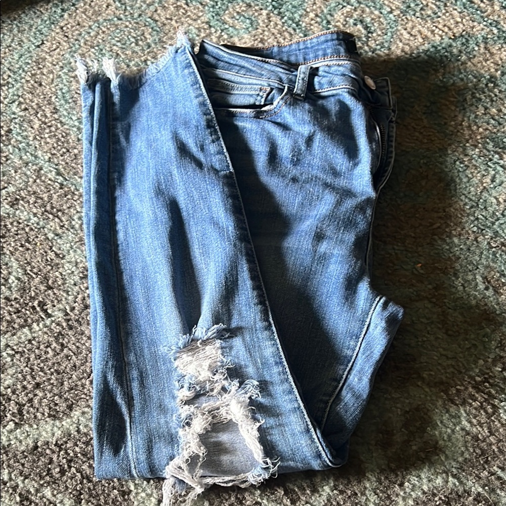 Judy blue skinny fit distressed jeans size 13/31